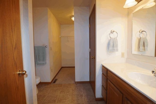301 Meadow Lane, Charles City, IA 50616