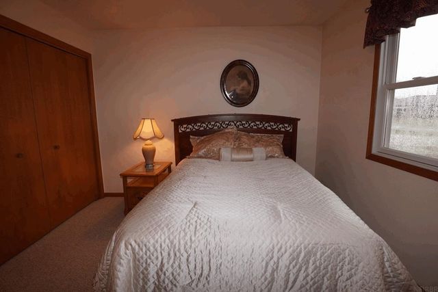 301 Meadow Lane, Charles City, IA 50616
