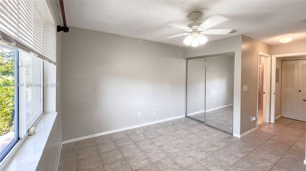 Image 17 of property listing at 757 NW 92nd Ave 757, Plantation, FL 33324