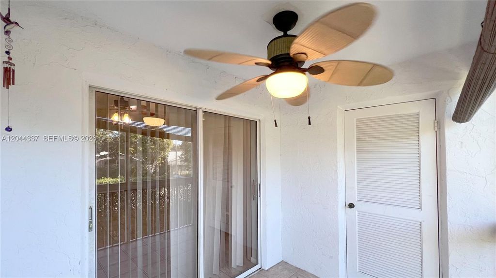 Image 23 of property listing at 757 NW 92nd Ave 757, Plantation, FL 33324