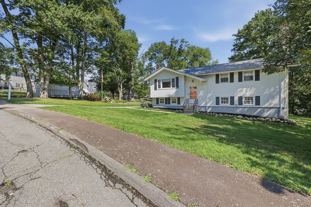 28 Trinity Drive, Milford, MA 01757