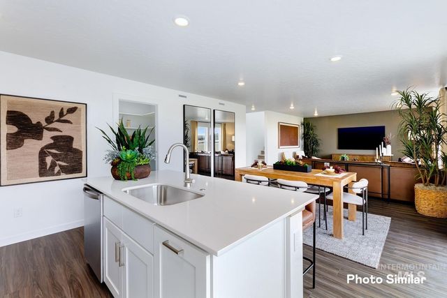 8564 E Love Ct, Nampa, ID 83687