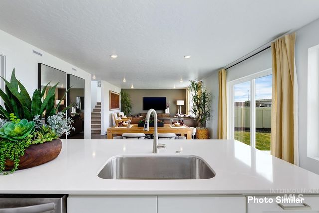 8564 E Love Ct, Nampa, ID 83687