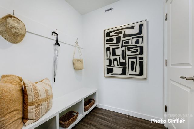 8564 E Love Ct, Nampa, ID 83687