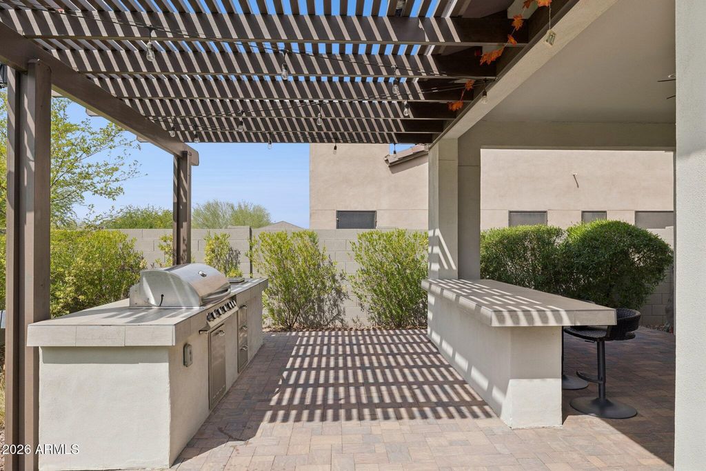 Image 31 of property listing at 9708 S 7TH Place, Phoenix, AZ 85042