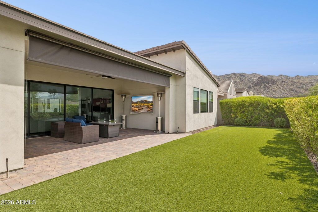 Image 33 of property listing at 9708 S 7TH Place, Phoenix, AZ 85042