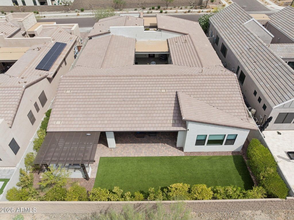 Image 34 of property listing at 9708 S 7TH Place, Phoenix, AZ 85042