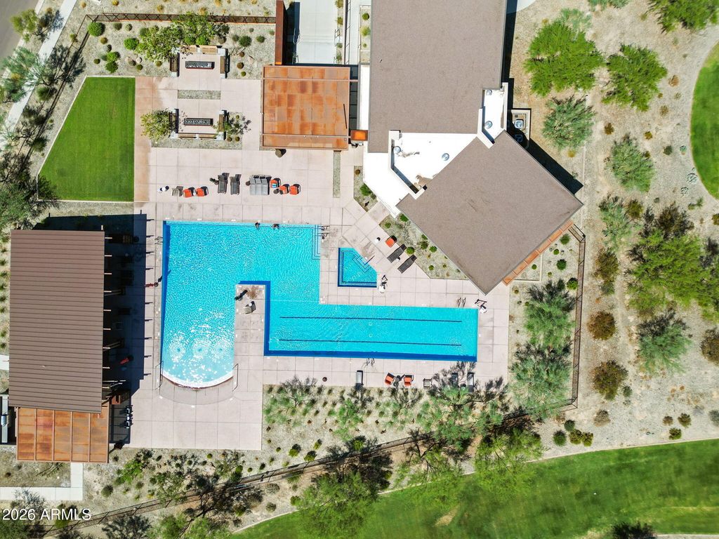 Image 37 of property listing at 9708 S 7TH Place, Phoenix, AZ 85042