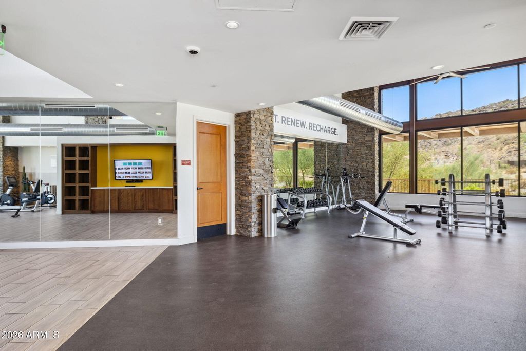 Image 40 of property listing at 9708 S 7TH Place, Phoenix, AZ 85042