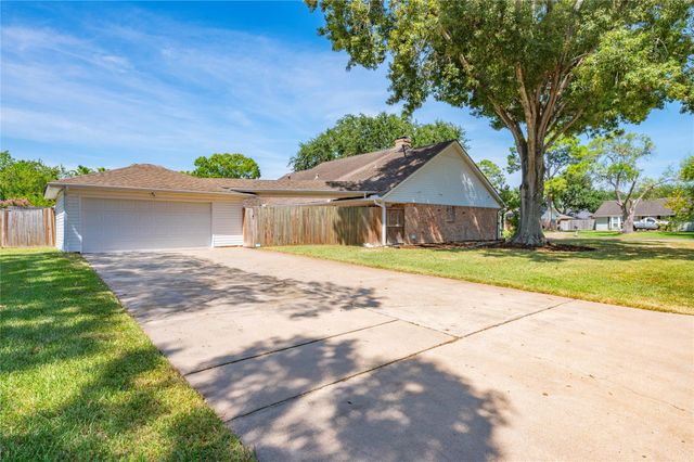 501 Audubon Street, League City, TX 77573