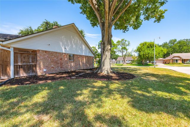 501 Audubon Street, League City, TX 77573