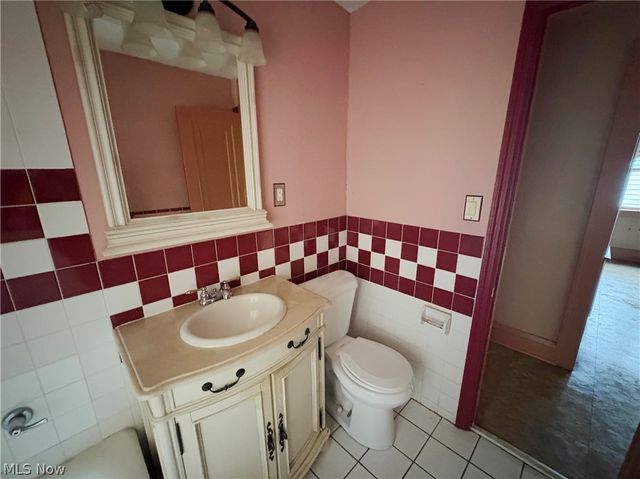3767 E 146th Street, Cleveland, OH 44128