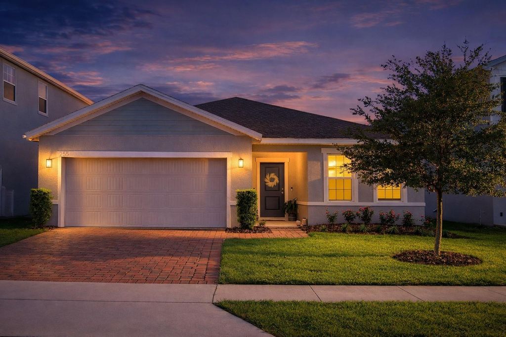 255 AUGUST FERN LOOP, Mount Dora, FL 32757