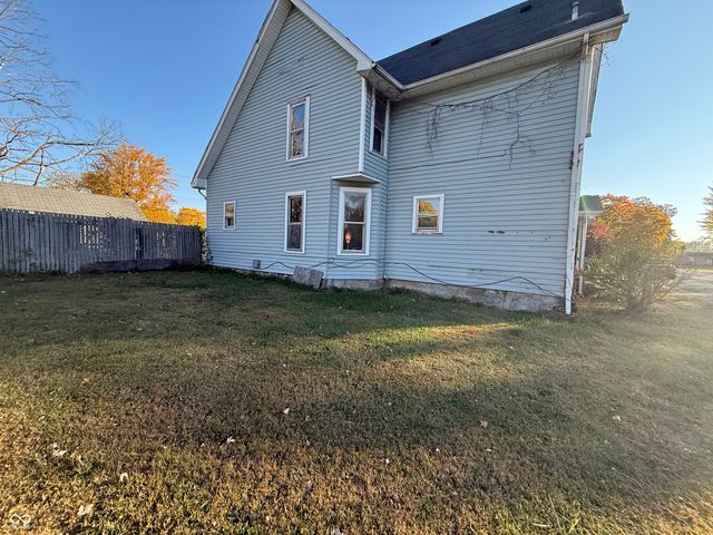 303 E South H Street, Gas City, IN 46933