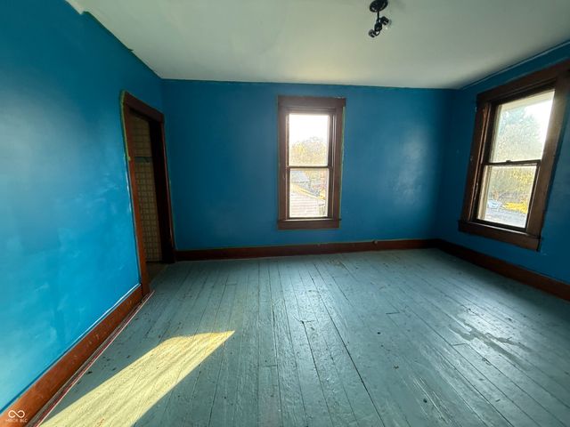 303 E South H Street, Gas City, IN 46933