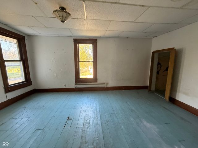 303 E South H Street, Gas City, IN 46933