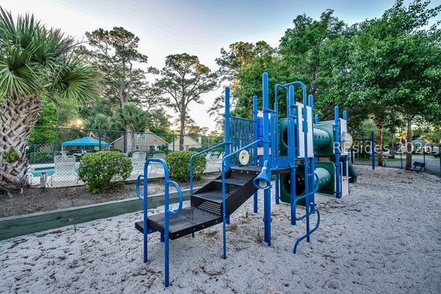 35 Wee Road 35, Hilton Head Island, SC 29926