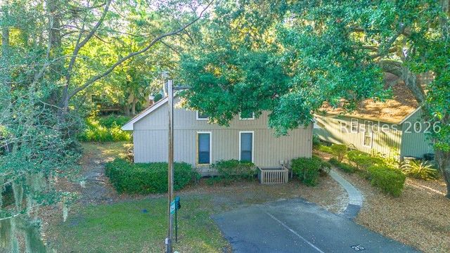 35 Wee Road 35, Hilton Head Island, SC 29926
