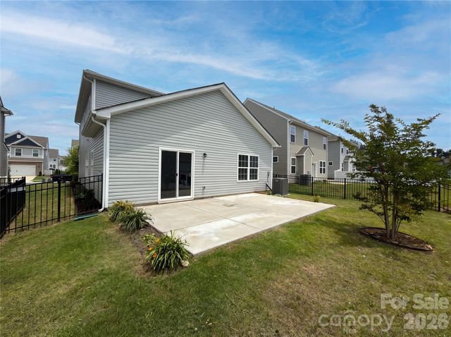 7725 Sea Turtle Way, Lancaster, SC 29720