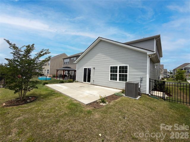 7725 Sea Turtle Way, Lancaster, SC 29720