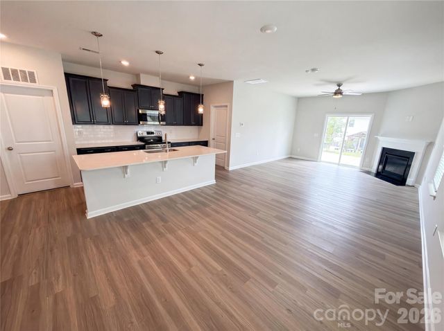 7725 Sea Turtle Way, Lancaster, SC 29720