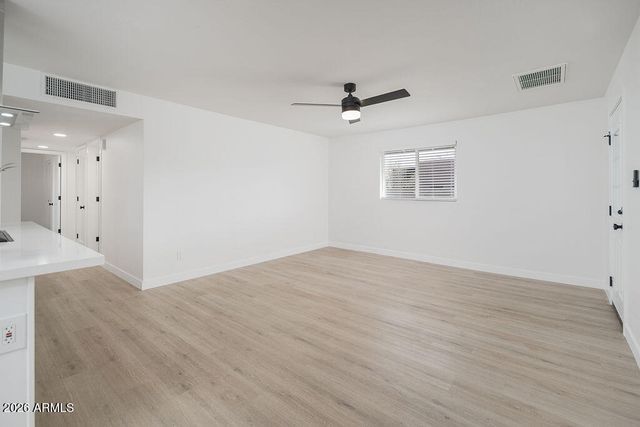 4653 E ALMERIA Road, Phoenix, AZ 85008