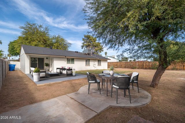 4653 E ALMERIA Road, Phoenix, AZ 85008