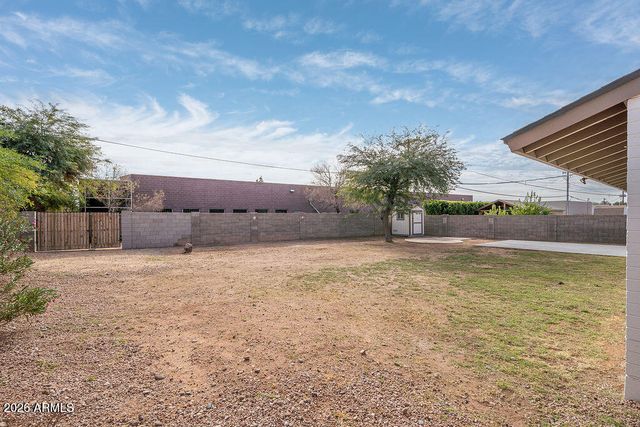 4653 E ALMERIA Road, Phoenix, AZ 85008