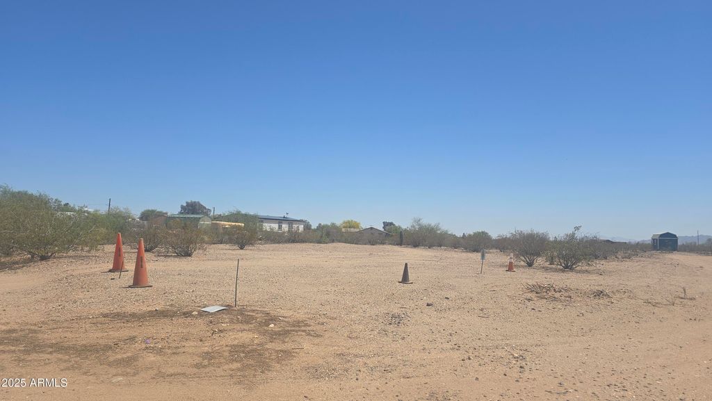 0 Vladek Circle -, Morristown, AZ 85342 — photo 2