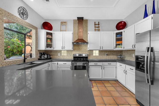 54700 Avenida Alvarado, La Quinta, CA 92253