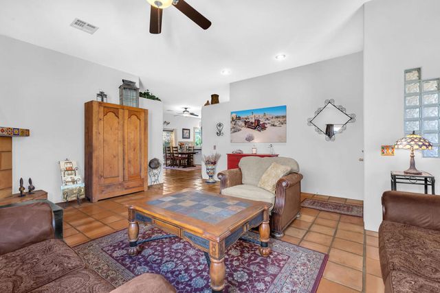 54700 Avenida Alvarado, La Quinta, CA 92253