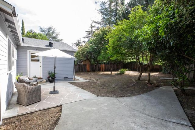 2027 Carol Avenue, Mountain View, CA 94040