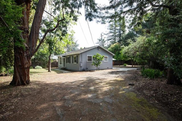 2027 Carol Avenue, Mountain View, CA 94040