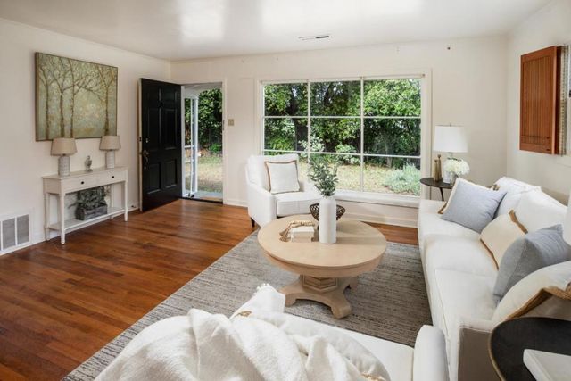 2027 Carol Avenue, Mountain View, CA 94040