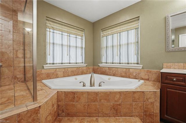 2256 Wild Oak CRES, Virginia Beach, VA 23456