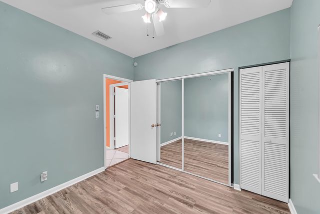 100 E Hemingway Circle, Margate, FL 33063