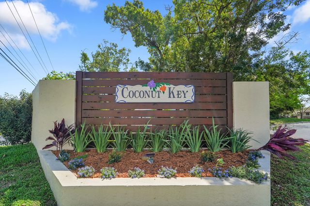 100 E Hemingway Circle, Margate, FL 33063