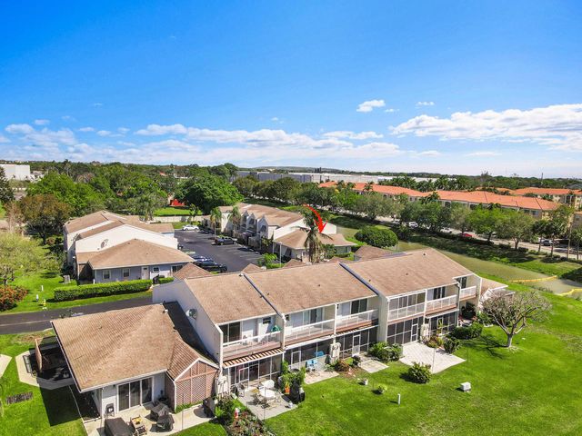 100 E Hemingway Circle, Margate, FL 33063