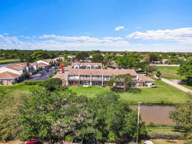 100 E Hemingway Circle, Margate, FL 33063