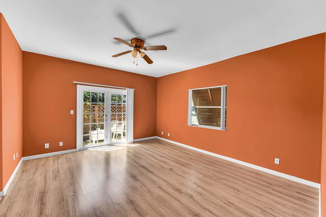 100 E Hemingway Circle, Margate, FL 33063