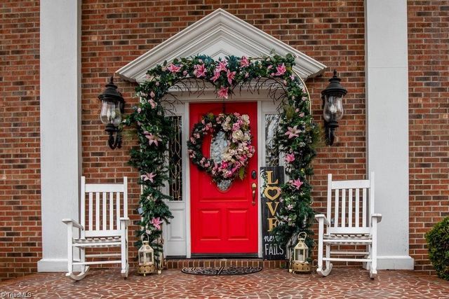 6352 Turnpike Road, Archdale, NC 27263