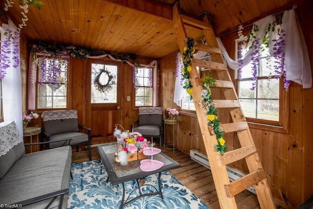 6352 Turnpike Road, Archdale, NC 27263