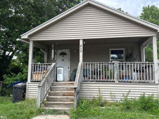 812 Remington Avenue, Flint, MI 48507