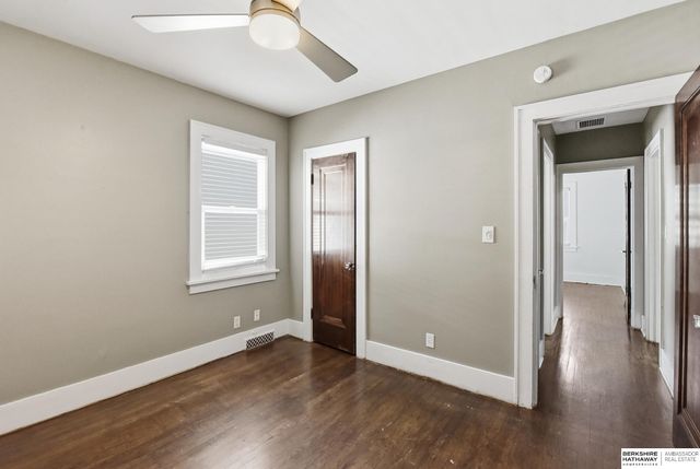1608 S 55th Street, Omaha, NE 68106