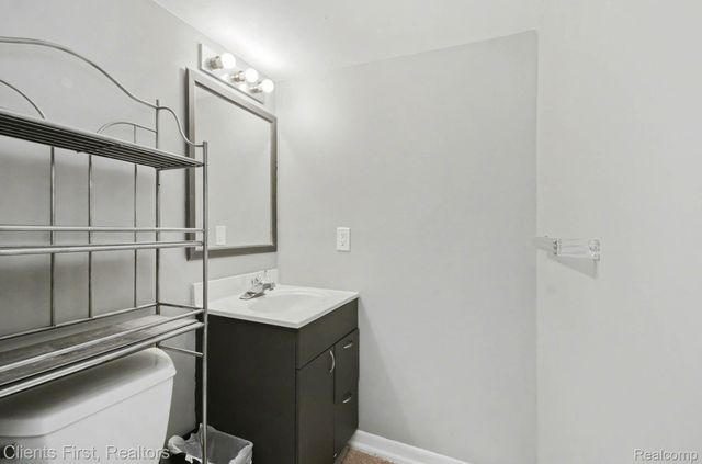 41450 Cornell Drive, Novi, MI 48377