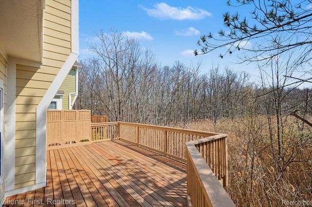 41450 Cornell Drive, Novi, MI 48377