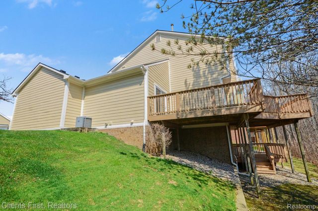 41450 Cornell Drive, Novi, MI 48377