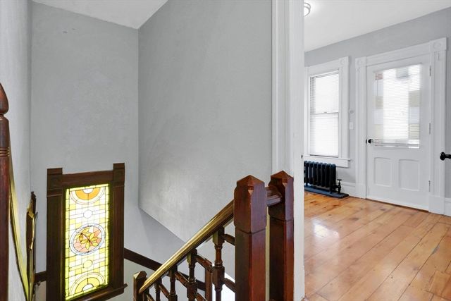 288 Saint James Ave, Springfield, MA 01109