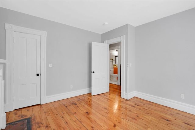 288 Saint James Ave, Springfield, MA 01109