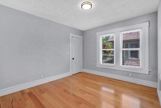 288 Saint James Ave, Springfield, MA 01109